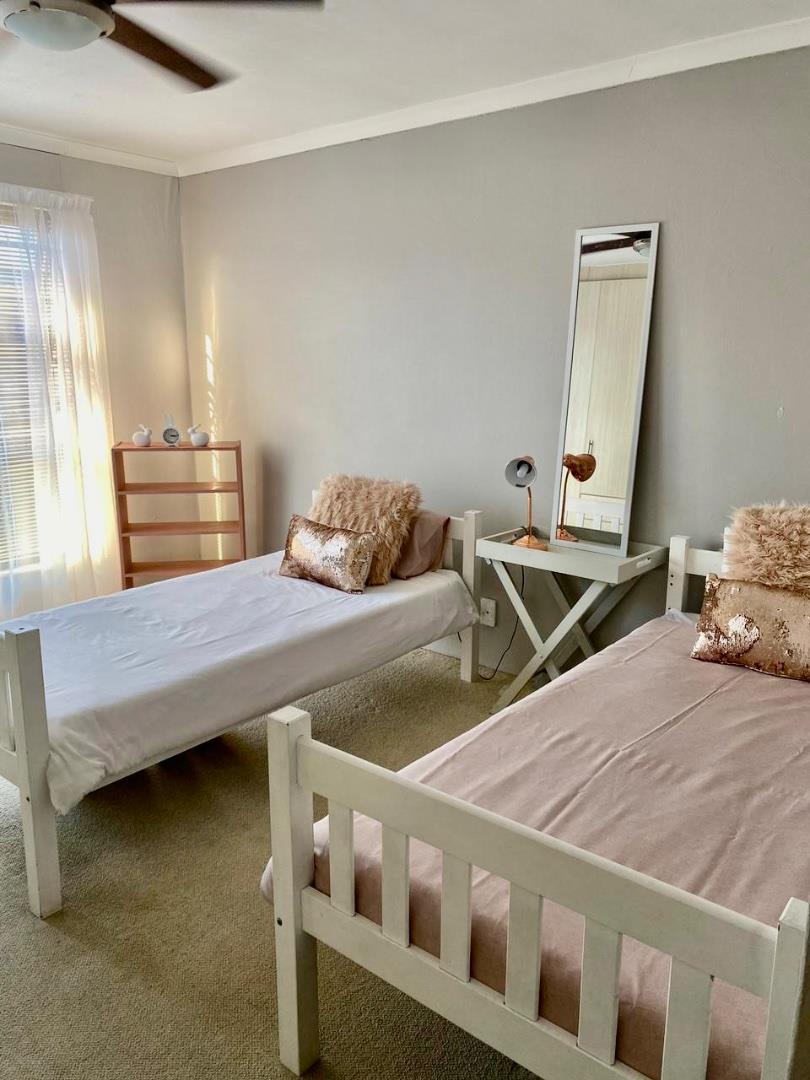 4 Bedroom Property for Sale in Fountains Estate Eastern Cape